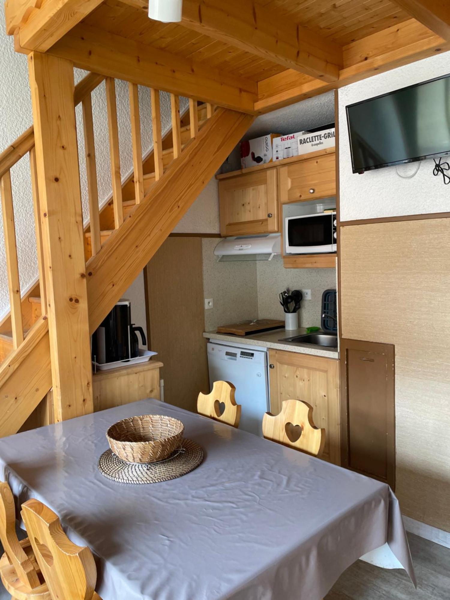 Appartement Pour 6 Personnes Au Pied Des Pistes Au Calme Aux Menuires Les Asters Saint-Martin-de-Belleville Exterior photo