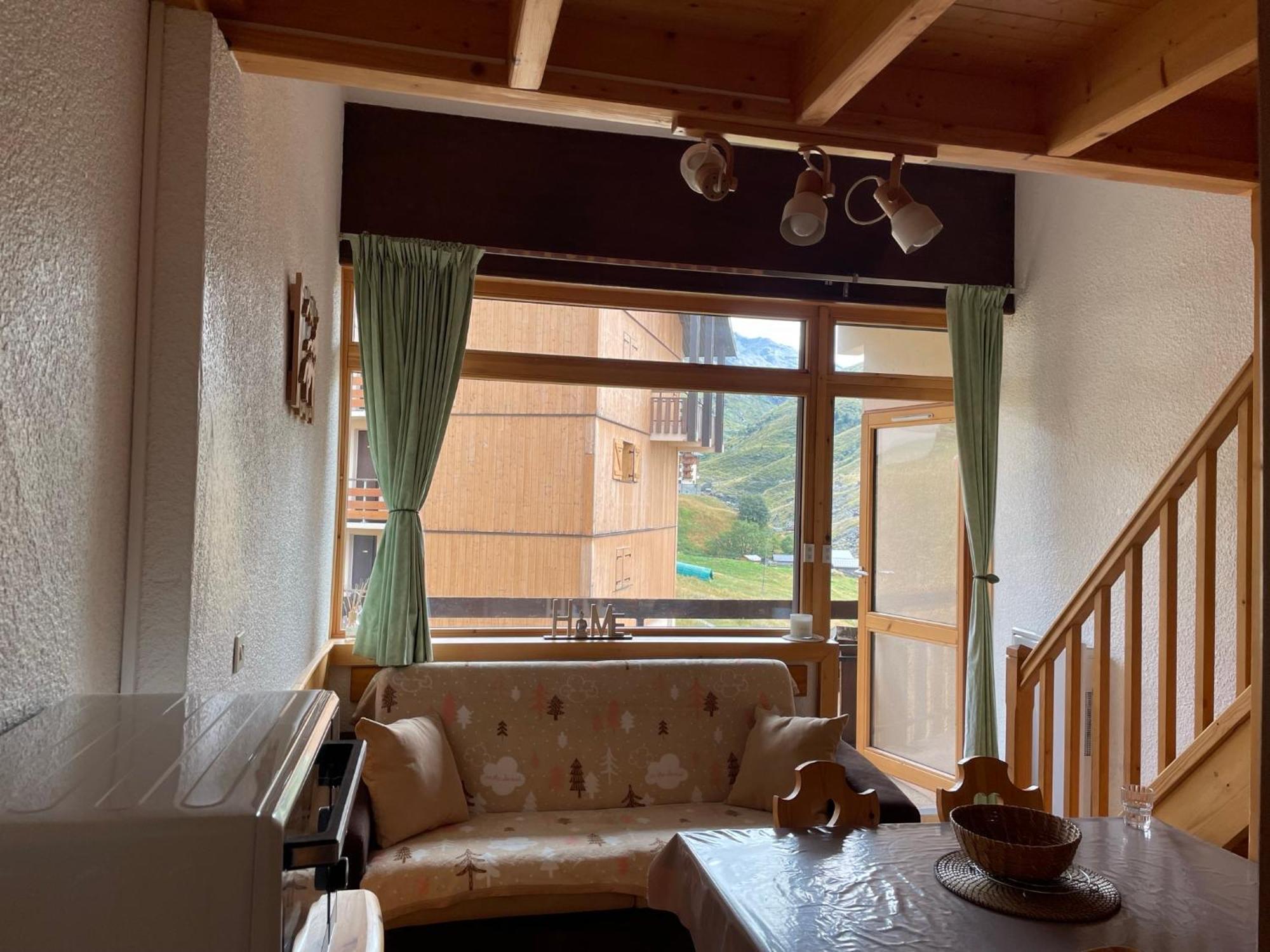 Appartement Pour 6 Personnes Au Pied Des Pistes Au Calme Aux Menuires Les Asters Saint-Martin-de-Belleville Exterior photo
